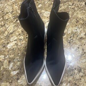 Jeffrey Campbell ankle black & white sole point toe boots. Excellent condition